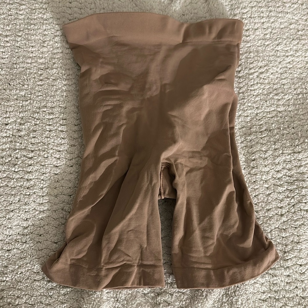 Shape wear